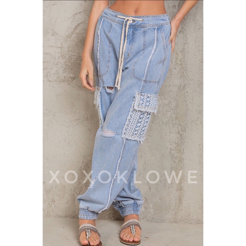 LAST ONE POL Slouchy Denim Jogger Jeans Lace Pockets Distressed - Picture 9 of 16
